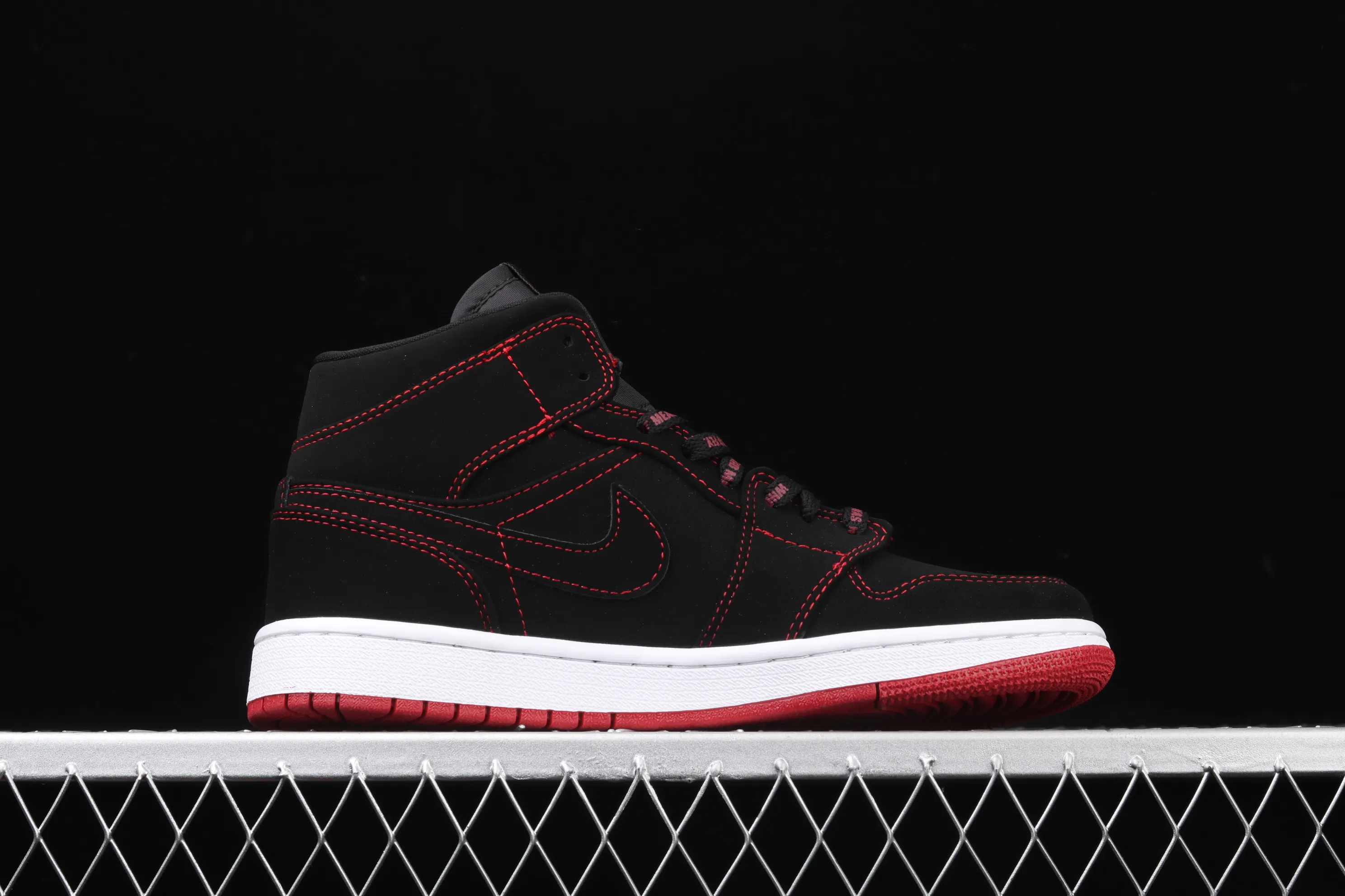 All categories Air Jordan Jordan series basketball shoes Air Jordan 1 Mid Air Jordan 1'07 Mid Fearless AJ1 Joe 1 Dark Night Red Suede Red CK5665-062